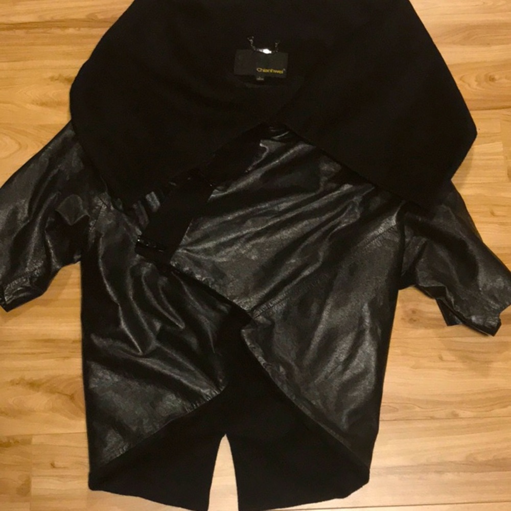 Rare Chianhwei half sleeve sheep leather jacket. Made in Hong Kong